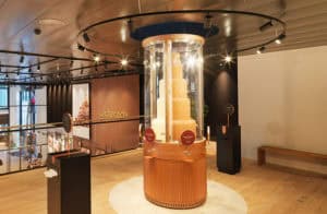 house of läderach fontaine de chocolat